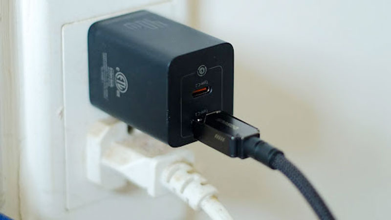 pin Lightning iPhone