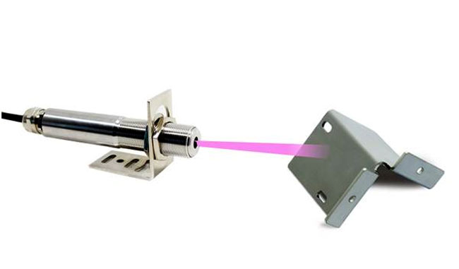 Cảm biến đo nhiệt độ hồng ngoại là thiết bị đo nhiệt độ không cần tiếp xúc.