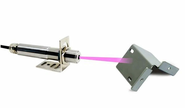 Cảm biến đo nhiệt độ hồng ngoại là thiết bị đo nhiệt độ không cần tiếp xúc.