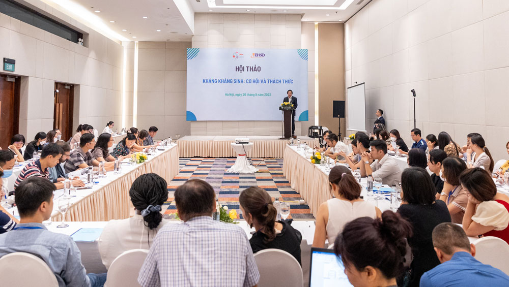 Hội thảo “Kháng kháng sinh: Cơ hội và thách thức” do Viện Sức khoẻ Môi trường và Phát triển bền vững (IEHSD) phối hợp với MSD Việt Nam tổ chức.