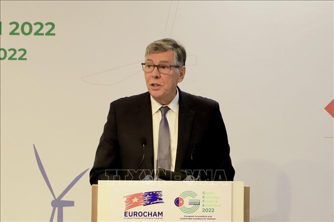 Chủ tịch EUROCHAM Alain Cany phát biểu tại Diễn đàn. Ảnh: Hồng Giang/TTXVN