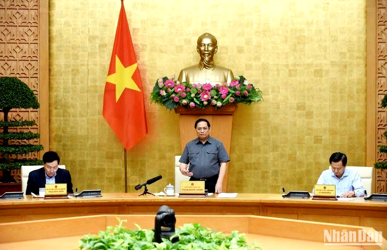 Thủ tướng Chính phủ Phạm Minh Chính chủ trì phiên họp Chính phủ chuyên đề về xây dựng pháp luật tháng 11. (Ảnh: Trần Hải)