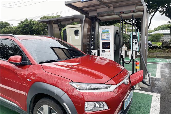 Xe ô tô điện đang trở thành phương tiện di chuyển chính của người dân đảo Jeju, Hàn Quốc. Ảnh minh họa: Anh Nguyên/PV TTXVN tại Hàn Quốc