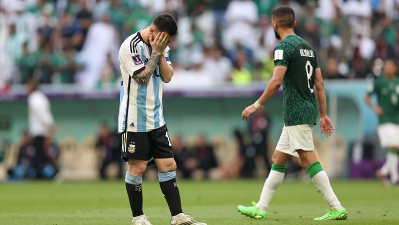 Messi thất vọng khi bỏ lỡ một tình huống cuối trận - Ảnh Getty