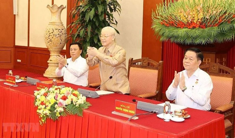 Tổng Bí thư Nguyễn Phú Trọng và các đồng chí lãnh đạo Đảng, Nhà nước tại buổi gặp mặt. (Ảnh: TTXVN)