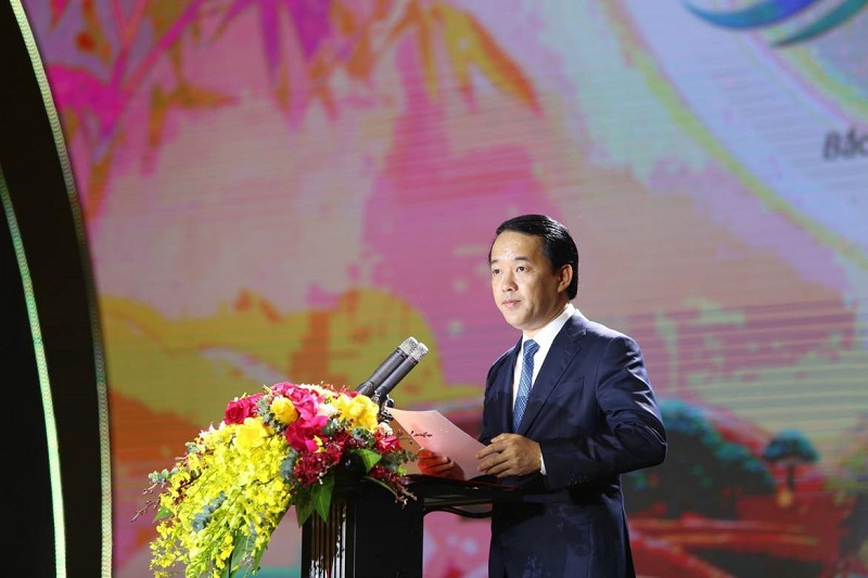Đồng chí Lưu Ngọc Hà phát biểu khai mạc chương trình.