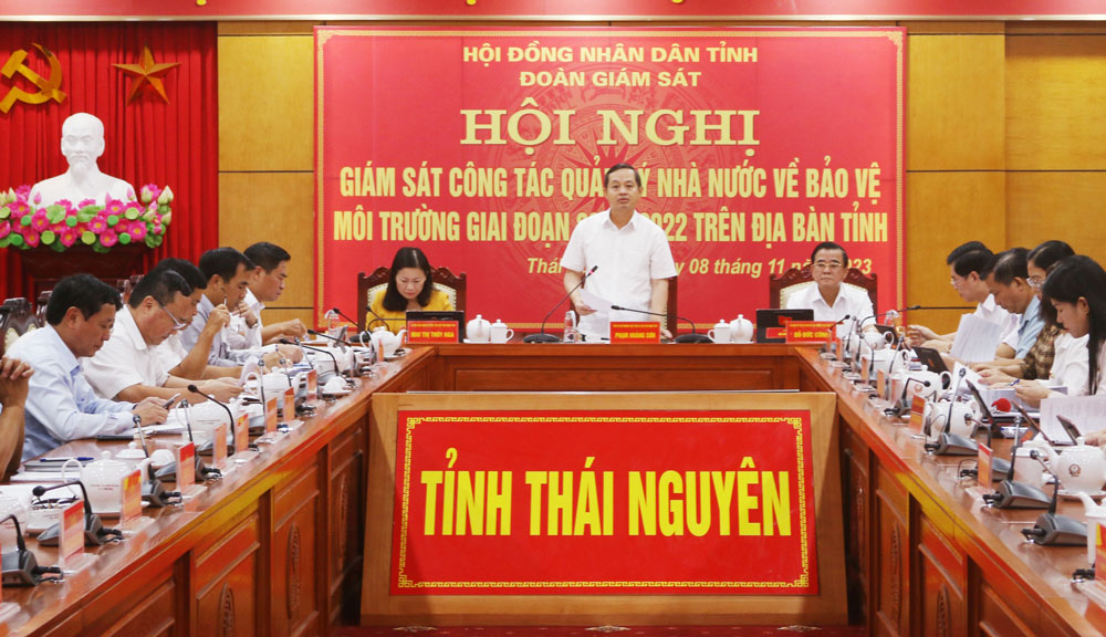 Đồng chí Phạm Hoàng Sơn, Phó Bí thư Thường trực Tỉnh ủy, Chủ tịch HĐND tỉnh, phát biểu nhấn mạnh các nội dung cần triển khai trong thời gian tới.