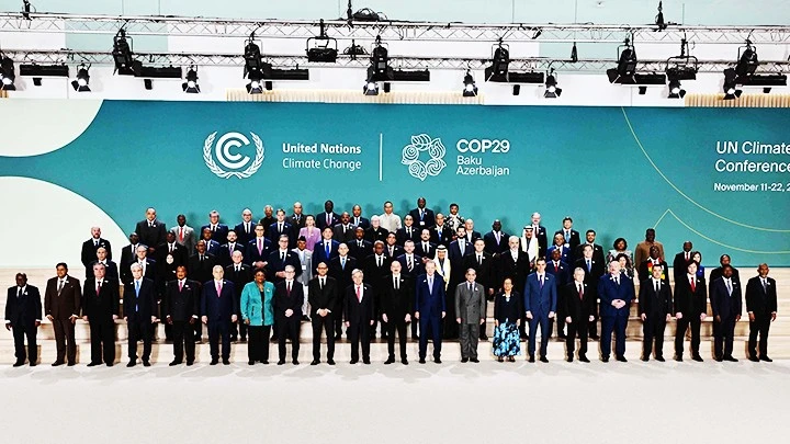 Các nhà lãnh đạo thế giới tham dự COP29 tại Baku. Ảnh: REUTERS