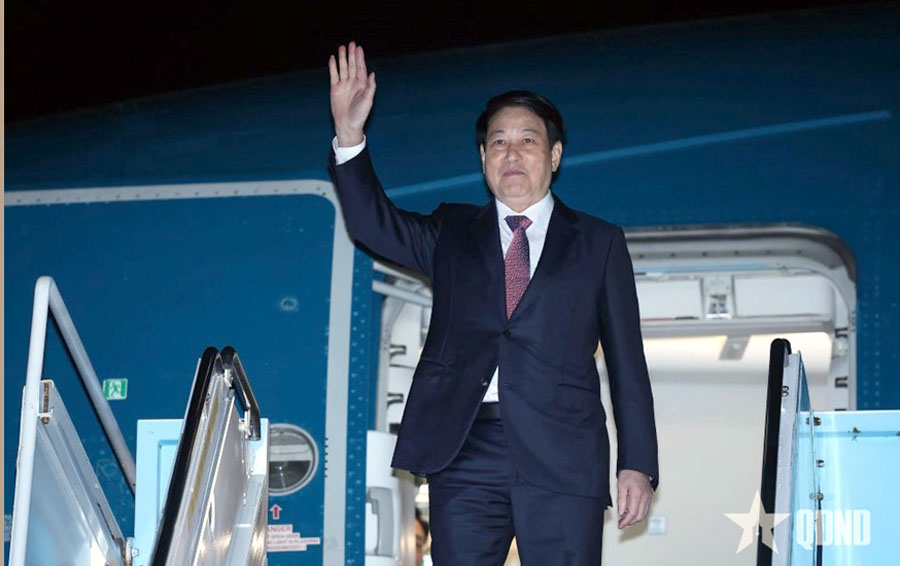 Chủ tịch nước Lương Cường cùng đoàn đại biểu cấp cao Việt Nam rời thành phố Busan (Hàn Quốc) lên đường về nước.