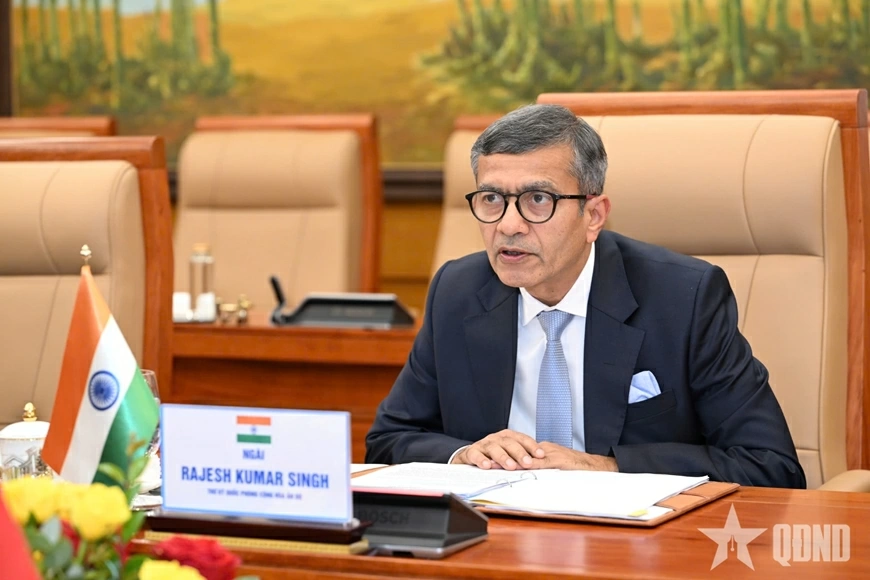 Ông Rajesh Kumar Singh, Thư ký Quốc phòng Ấn Độ phát biểu tại đối thoại.