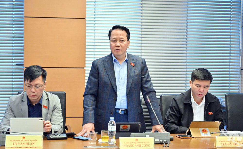 đại biểu Hoàng Anh Công (Đoàn ĐBQH tỉnh Thái Nguyên) Tham gia ý kiến về dự thảo Luật sửa đổi, bổ sung một số điều của Luật Kinh doanh bảo hiểm,