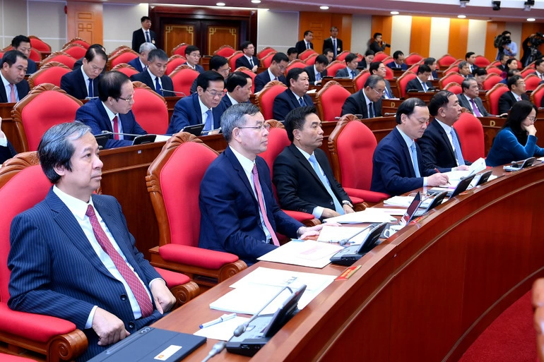 Các đại biểu dự khai mạc Hội nghị lần thứ 14 Ban Chấp hành Trung ương Đảng Cộng sản Việt Nam khóa XIII. (Ảnh ĐĂNG KHOA)