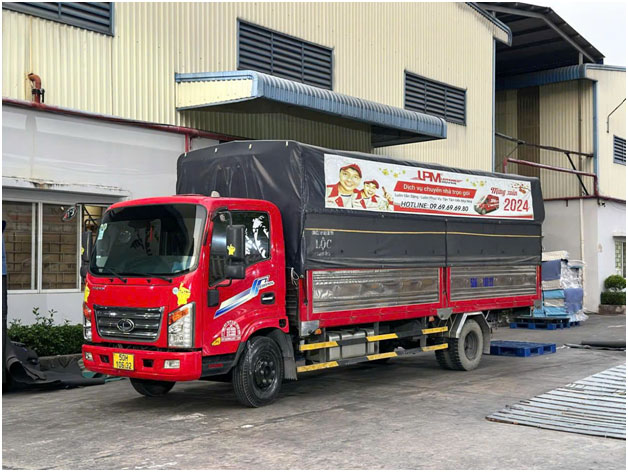 LephongMoving sở hữu hệ thống xe tải hiện đại, đa dạng tải trọng.