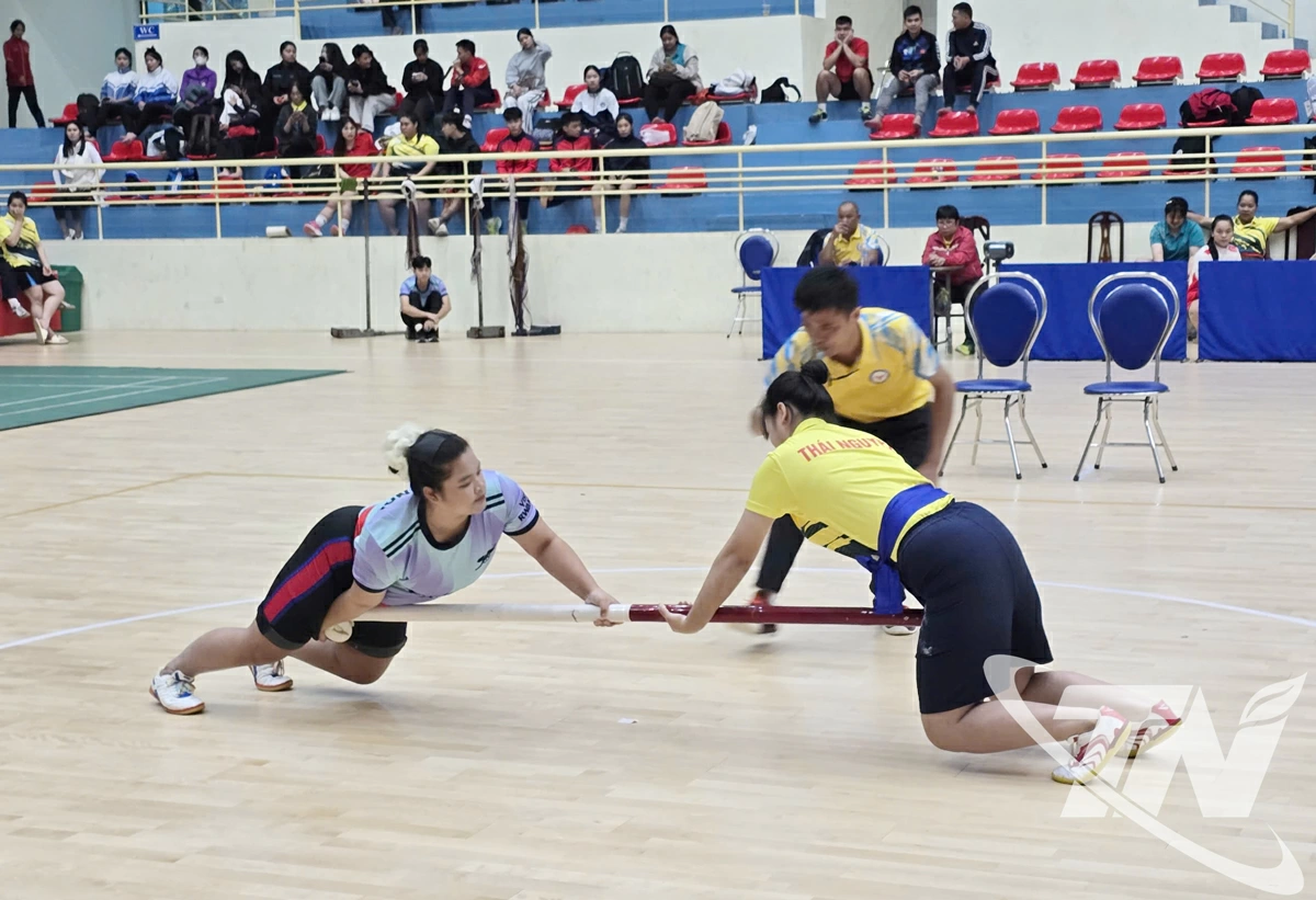 Các vận động viên Thái Nguyên thi đấu trong loạt trận chung kết. Ảnh: Huy Dũng