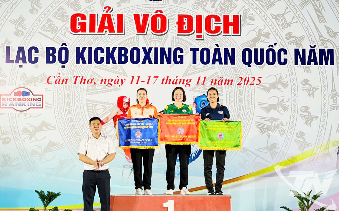 Thái Nguyên giành 2 cờ Nhất nữ toàn đoàn.