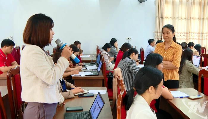 Trang bị kiến thức về bình đẳng giới, kỹ năng thực hiện lồng ghép giới