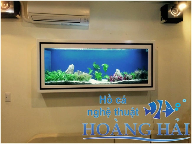 Bước thứ hai trong thi công hồ cá treo tường là lắp khung chịu lực.