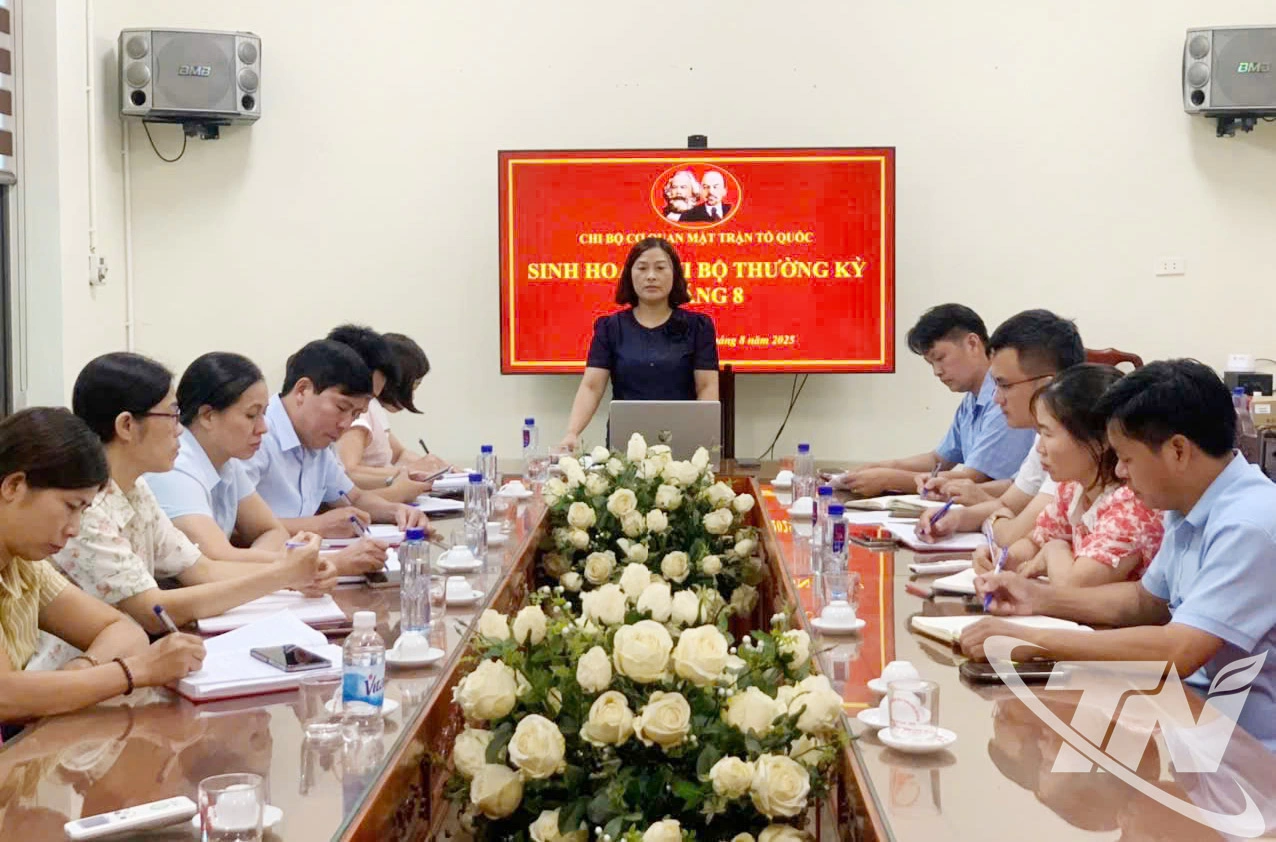 Chi bộ Mặt trận Tổ quốc phường Trung Thành tổ chức sinh hoạt thường kỳ, triển khai nhiệm vụ lãnh đạo thực hiện công tác chuyên môn.