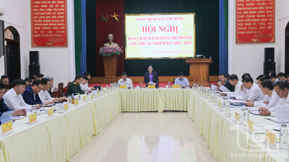 Hội nghị Ban Chấp hành Đảng bộ huyện Phú Bình lần thứ 24.