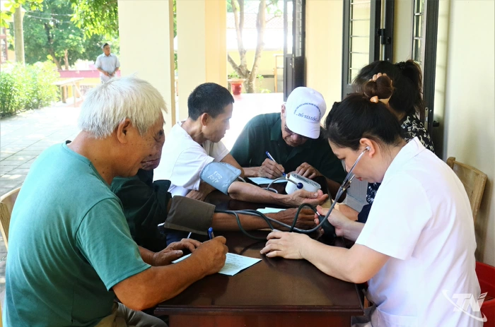 Coi trọng công tác người có công