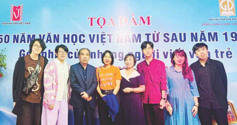 Văn học trẻ đương đại còn đối diện với một nguy cơ khác đó là sự ngộ nhận