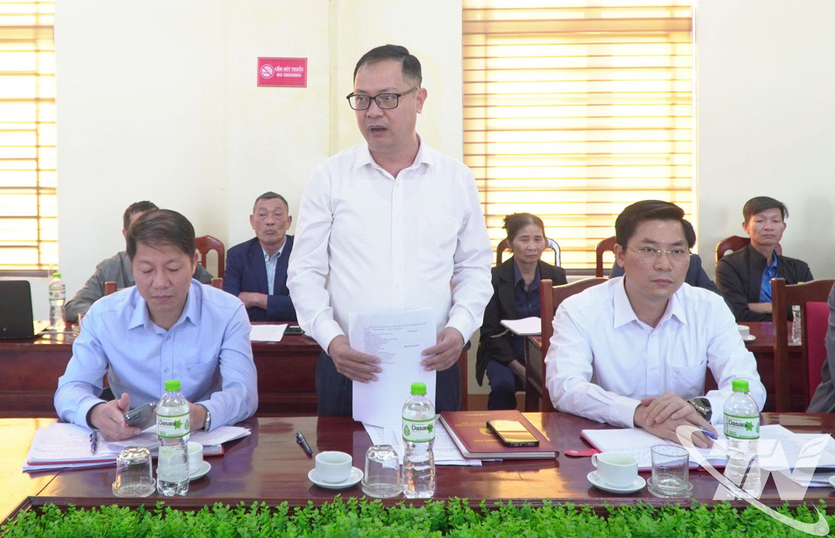 Đại diện xã Kha Sơn phát biểu ý kiến tại buổi khảo sát.