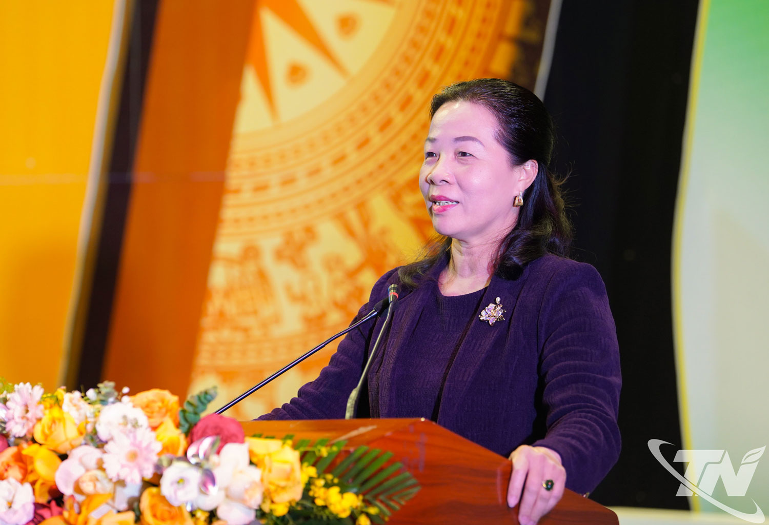 Đồng chí Nguyễn Thị Vũ Anh, Ủy viên Ban Chấp hành Đảng bộ tỉnh, Tổng Biên tập Báo và Phát thanh, Truyền hình Thái Nguyên, phát biểu tại Hội nghị.