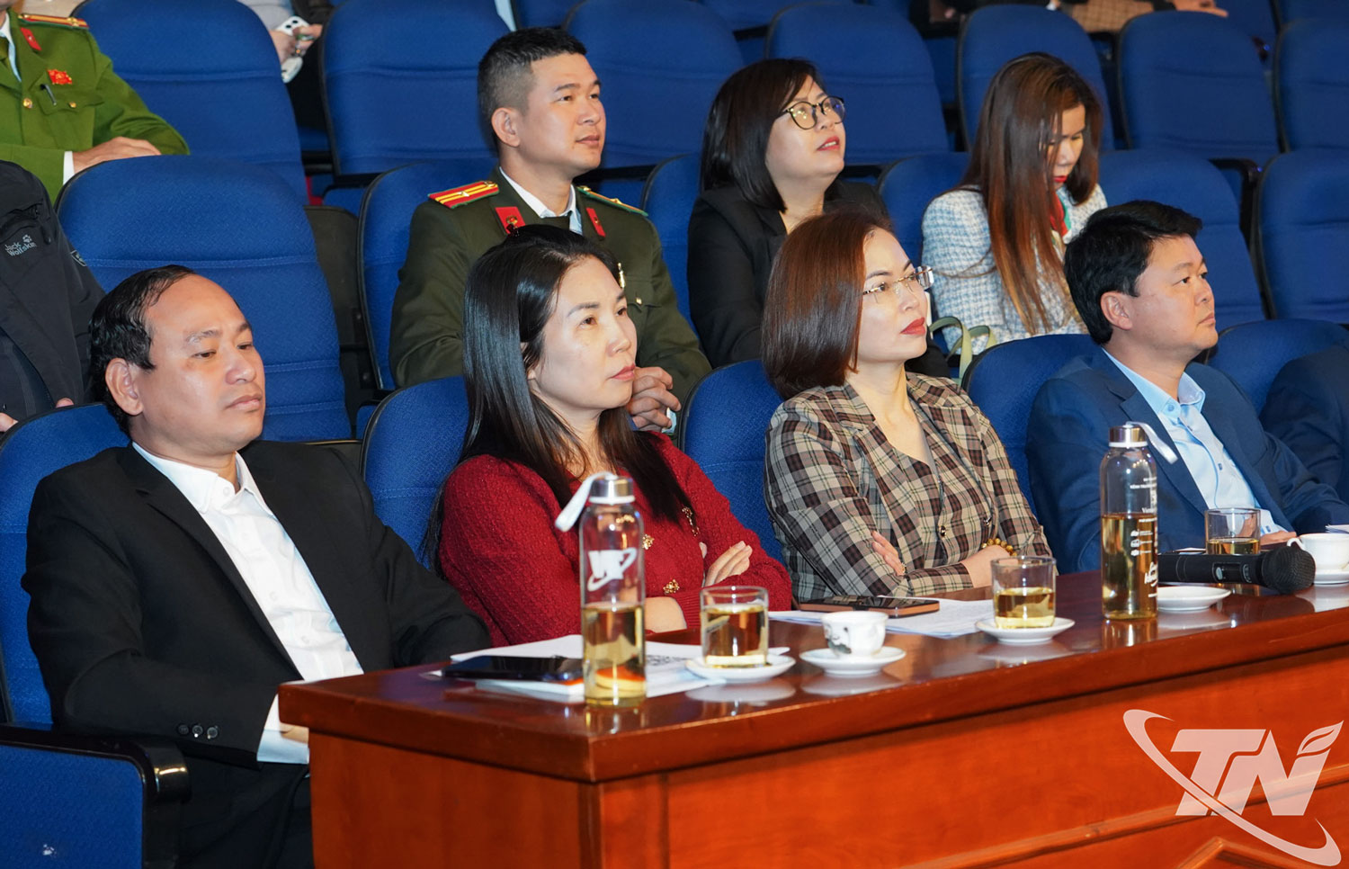 Các đại biểu dự Hội nghị.