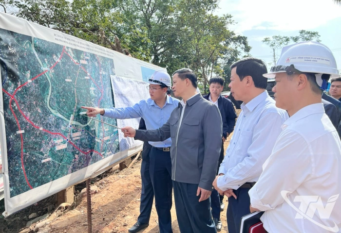 Chủ tịch UBND tỉnh Thái Nguyên chỉ đạo đẩy nhanh giải phóng mặt bằng các dự án giao thông trọng điểm