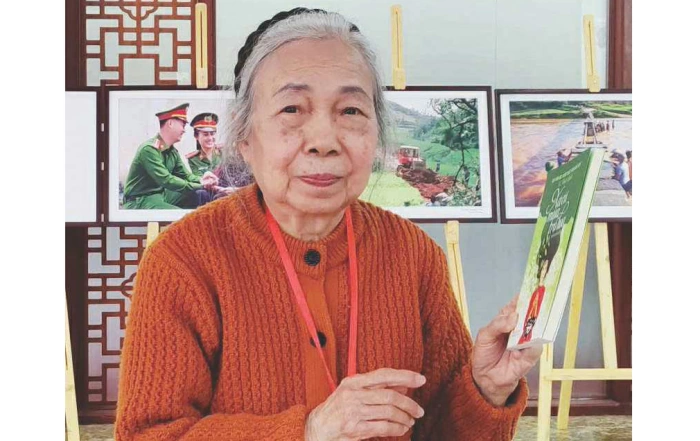 Hương huệ trắng vẫn tỏa thơm