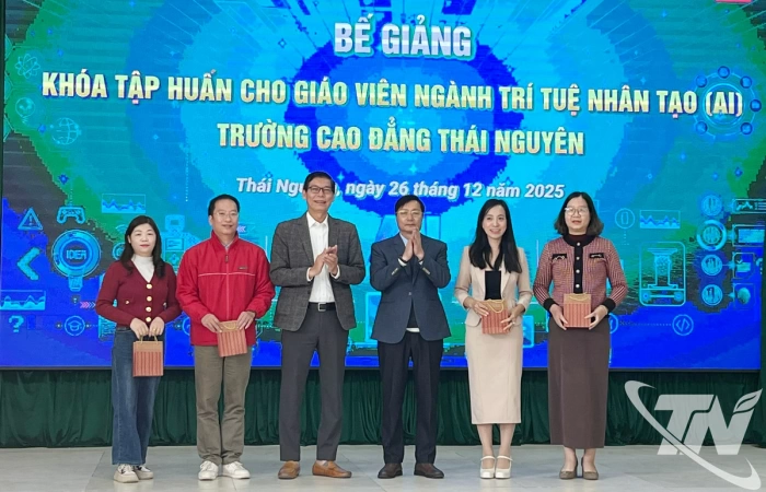 Đẩy mạnh ứng dụng trí tuệ nhân tạo trong giảng dạy và công tác chuyên môn