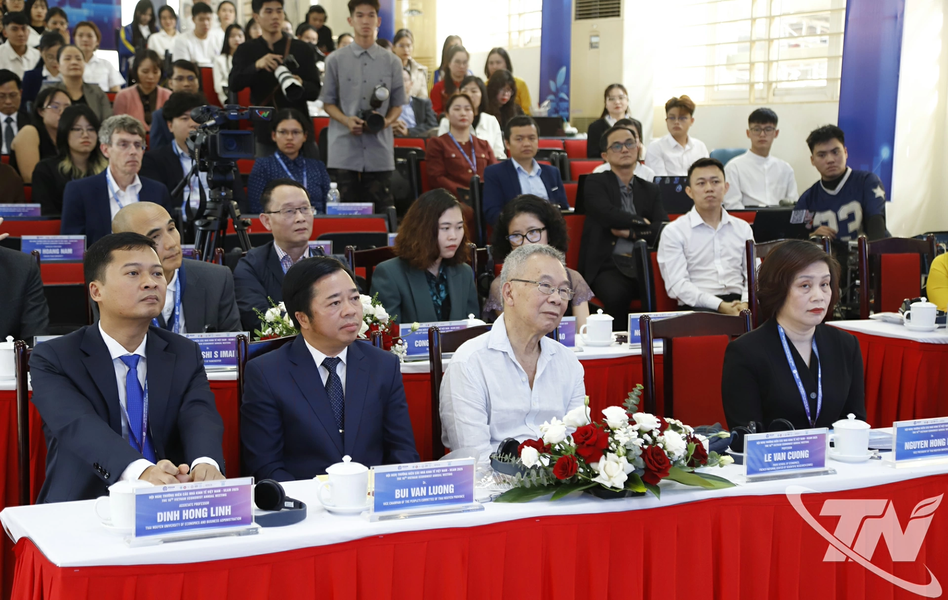 VEAM 2025: Academic connection and knowledge dissemination