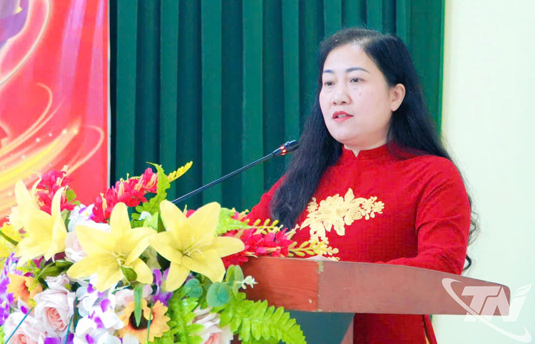 Đồng chí Đỗ Thị Minh Hoa Minh, Ủy viên Ban Thường vụ Tỉnh ủy, Trưởng Ban Tuyên giáo và Dân vận Tỉnh kết luận họp báo.