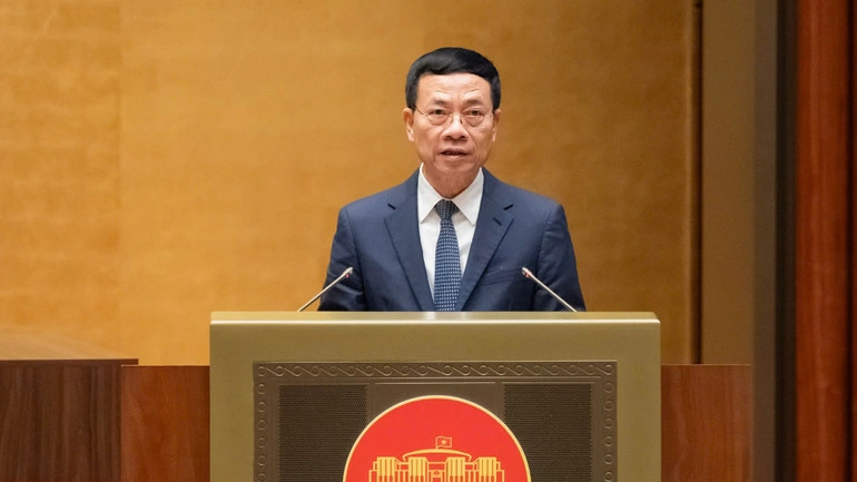 Bộ trưởng Khoa học và Công nghệ Nguyễn Mạnh Hùng