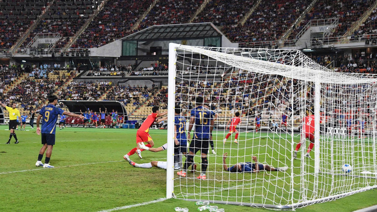 Bàn thắng gỡ hòa 2-2 của U22 Việt Nam. (Ảnh: XUÂN SƠN)