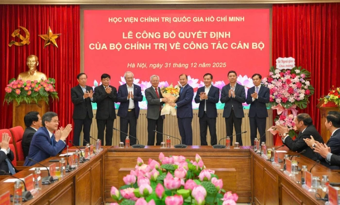 Đồng chí Lê Hải Bình giữ chức Phó Giám đốc Học viện Chính trị quốc gia Hồ Chí Minh