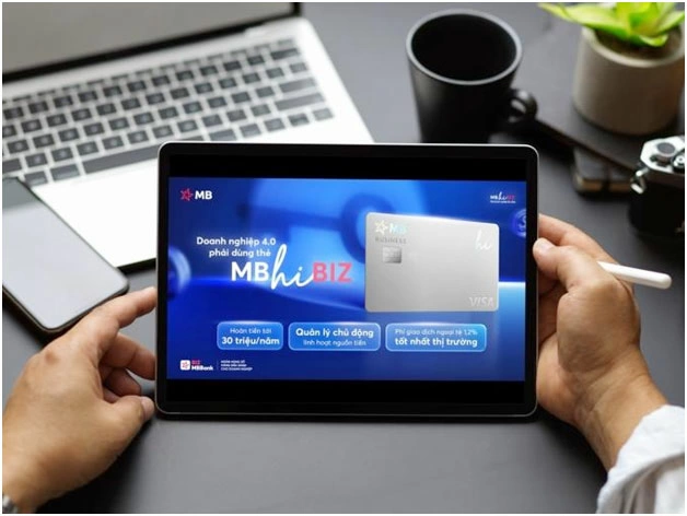 Thẻ MB Hi BIZ gồm nhiều ưu đãi hỗ trợ doanh nghiệp.