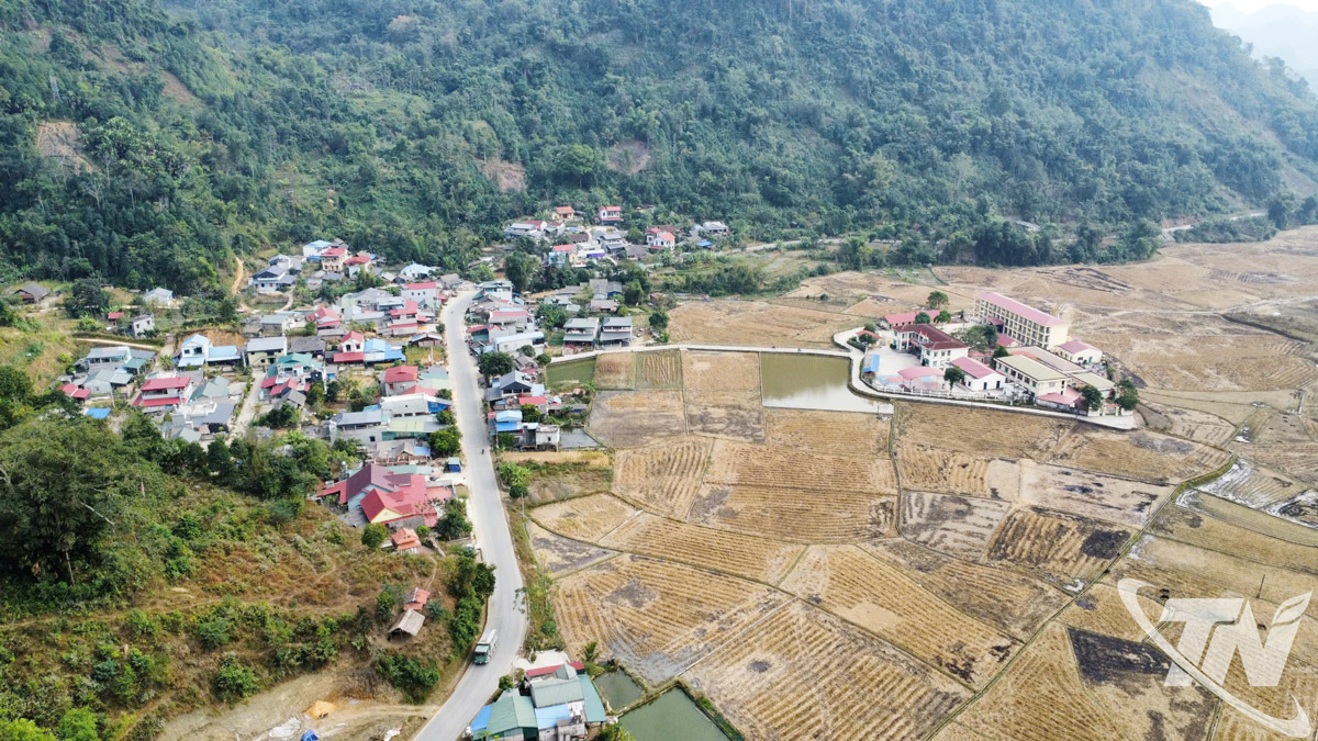 Diện mạo nông thôn xã Chợ Đồn ngày càng khởi sắc.