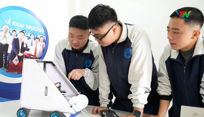 Sinh viên công nghệ và hành trình sáng tạo khoa học