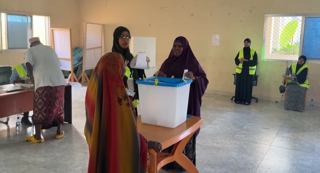 Somalia loại bỏ hệ thống bầu cử theo dòng tộc.