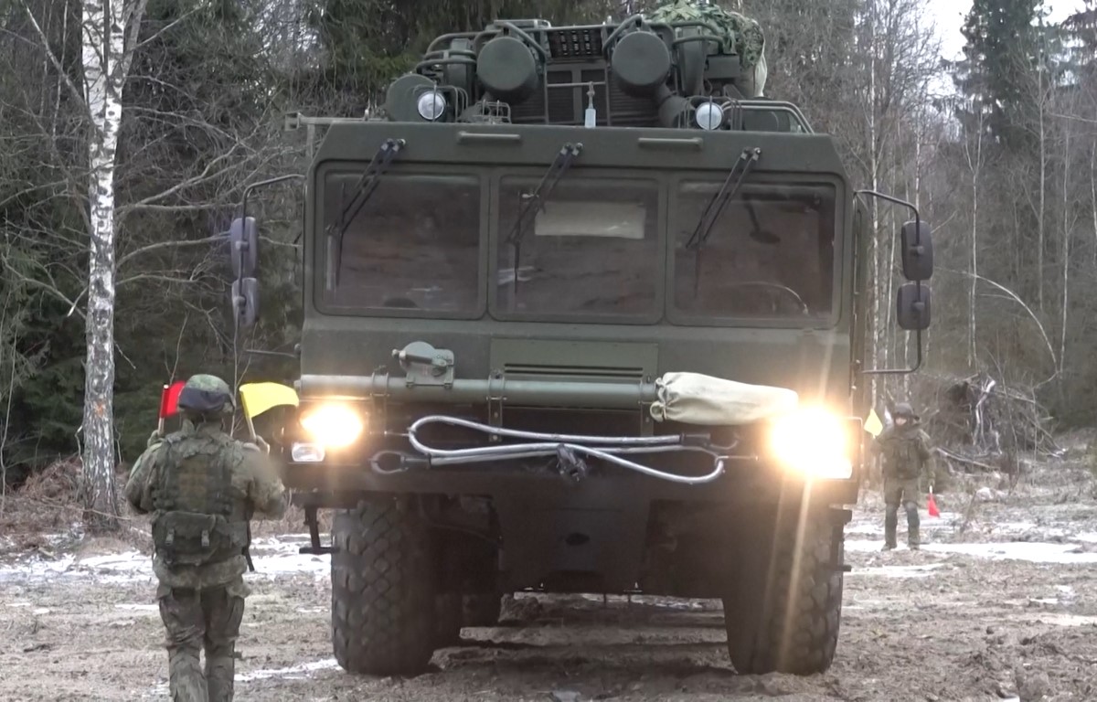 Hệ thống tên lửa siêu vượt âm Oreshnik có khả năng mang đầu đạn hạt nhân.