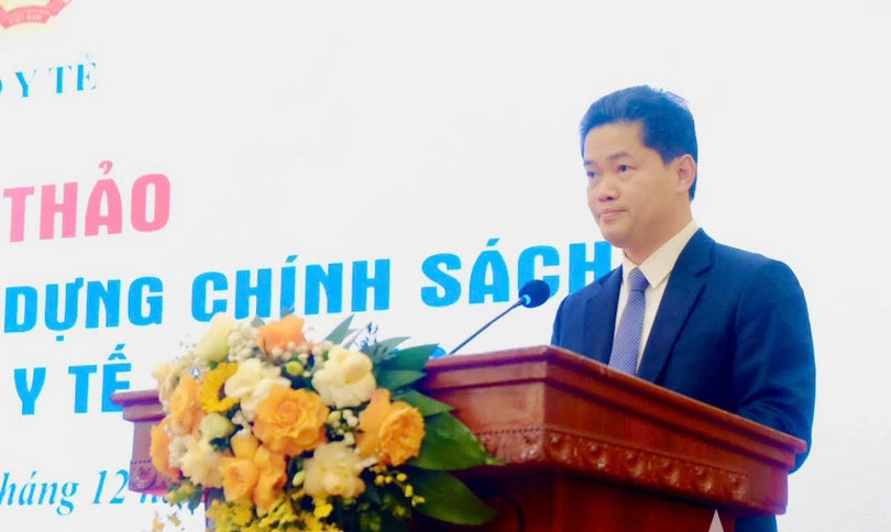 Thứ trưởng Thường trực Bộ Y tế Vũ Mạnh Hà phát biểu tại hội thảo định hướng xây dựng chính sách về bảo hiểm y tế bổ sung. Ảnh: AN AN