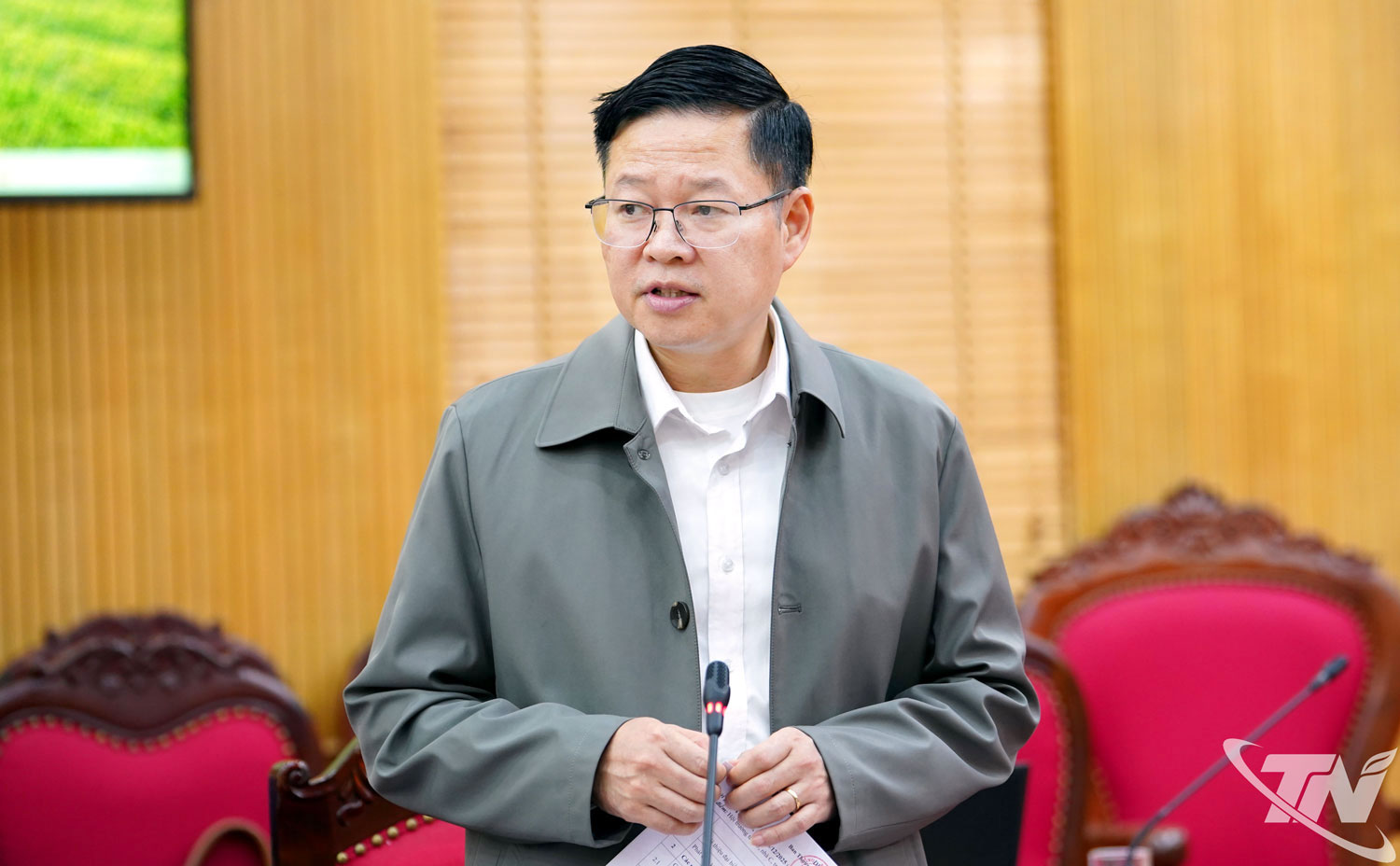 Đồng chí Đinh Quang Tuyên, Phó Bí thư Tỉnh ủy, Chủ tịch Ủy ban MTTQ tỉnh, phát biểu tại Hội nghị.