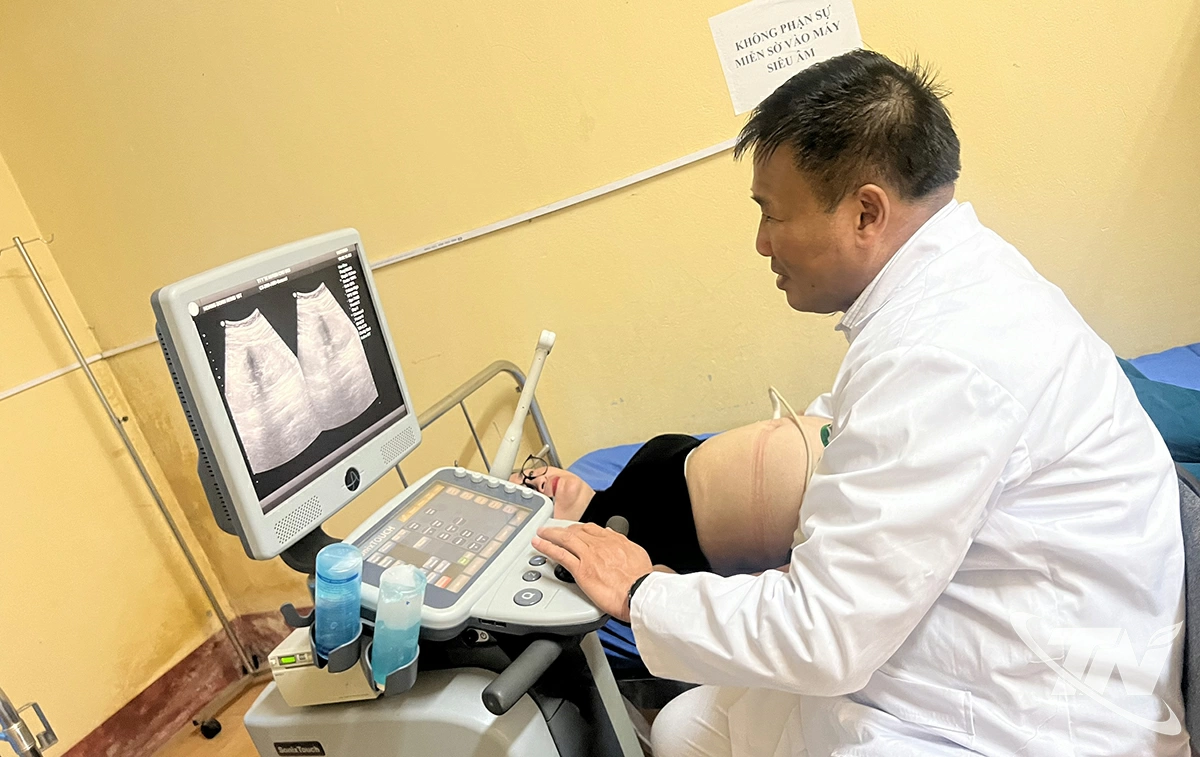 Trung tâm Y tế Chợ Mới, tỉnh Thái Nguyên xây dựng môi trường bệnh viên xanh, sạch, đẹp, không khói thuốc, hết lòng phục vụ người bệnh.