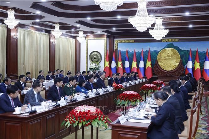 Cuộc hội đàm giữa Tổng Bí thư Tô Lâm và đoàn cấp cao Việt Nam với Tổng Bí thư, Chủ tịch nước Thongloun Sisoulith và đoàn cấp cao Lào. Ảnh: Thống Nhất/TTXVN