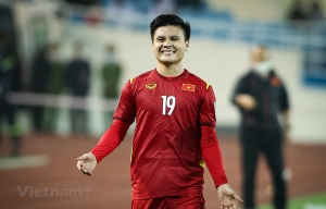 Quang Hải tìm cách thuyết phục Pau FC để trở về tham dự AFF Cup 2022