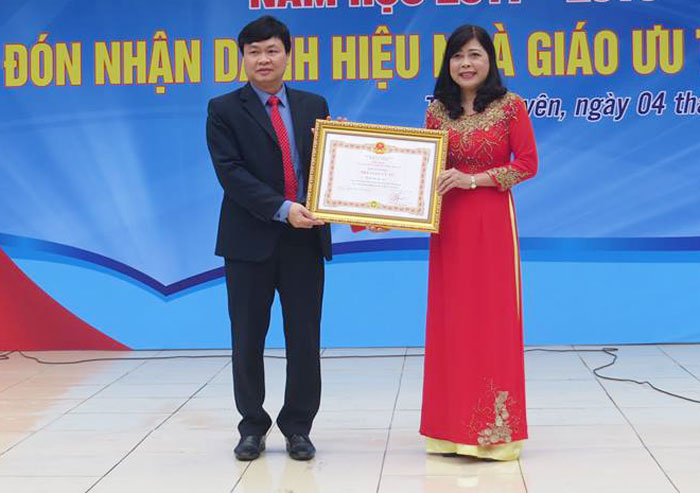 Danh hiệu nhà giáo ưu tú cho Nhà giáo Phạm Thị Thu Nga