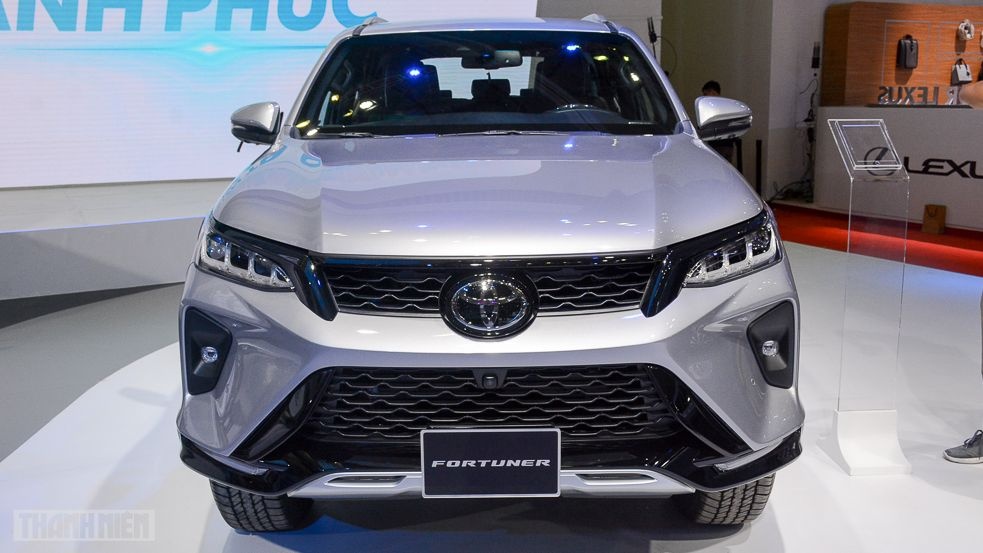 Nhiều mẫu ô tô gầm cao SUV, Crossover 5 - 7 chỗ tại Việt Nam lần lượt tăng giá bán