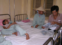 Gia đình 5 người con bị bệnh quái ác ở Phú Bình: Ngày mai, phẫu thuật bệnh nhân Lục Thị Linh