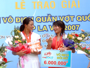 Giải quần vợt vô địch quốc gia: Minh Quân và Thùy Dung vô địch